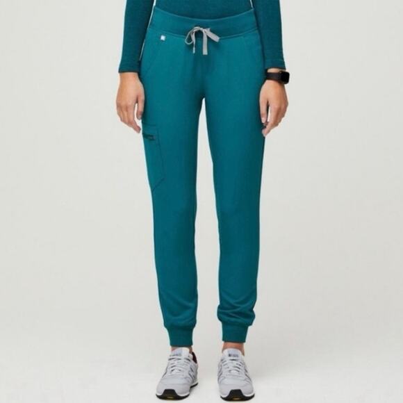 NWT Figs Zamora High Waisted Jogger Scrub Pant Tall in Pacific Blue Size XS - Picture 1 of 7